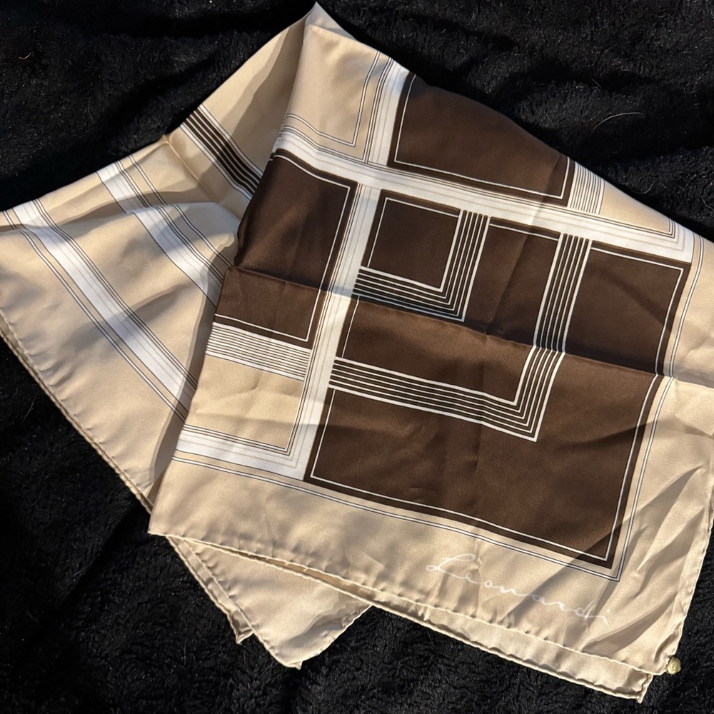 Vintage Leonardi Geometric Brown and Cream Scarf